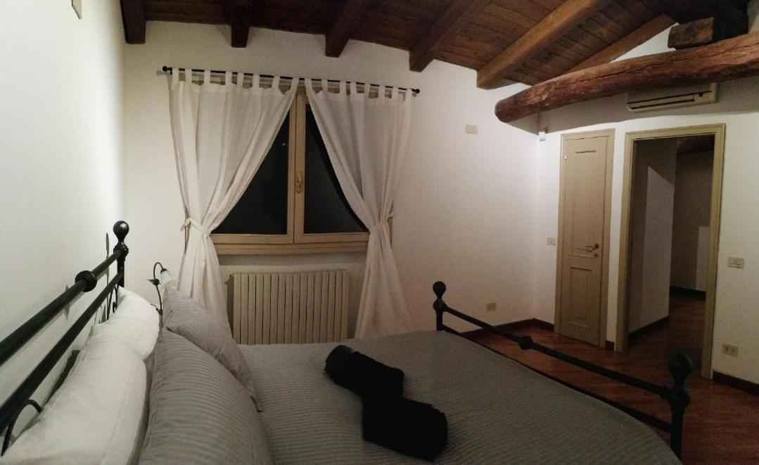 De' Pepoli Apartments Bolonia Habitación foto